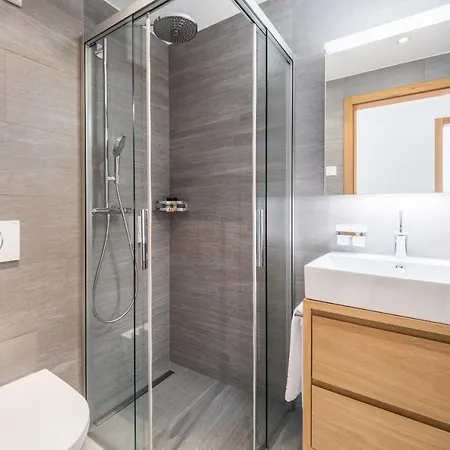Apartment Homes - Taviarna 2,14 *